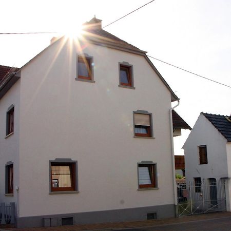 Haus Bella Altendiez Bagian luar foto